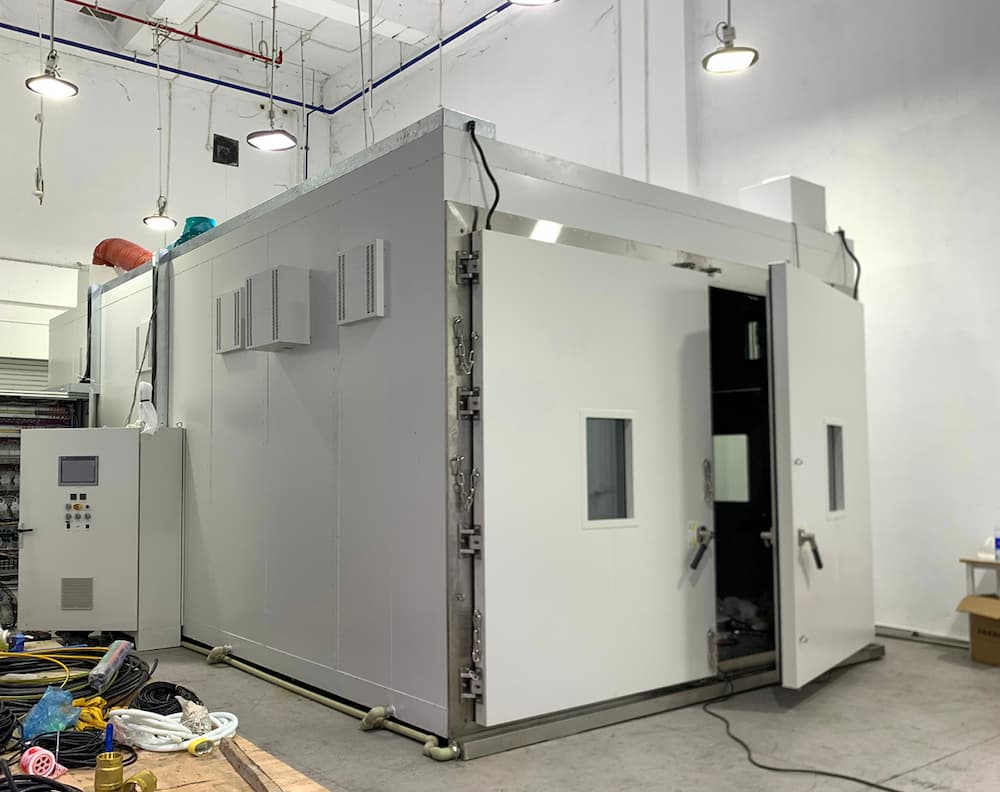 phong-thu-nghiem-do-ben-o-to