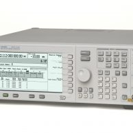 máy phát tín hiệu E4438C